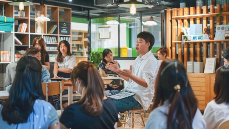 How Do I Build a Professional Learning Community in My School?