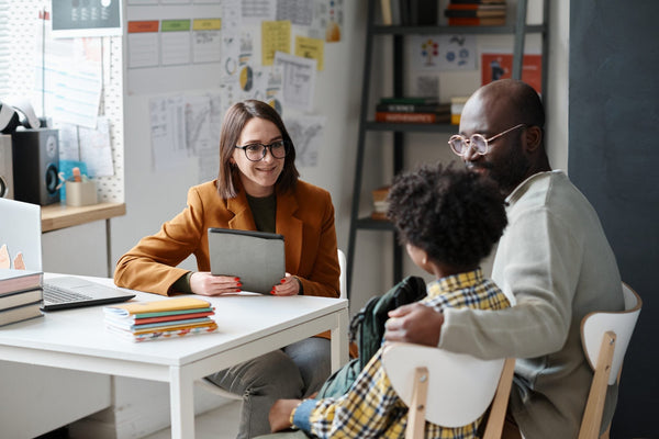 Study Reveals Critical Gap in Teacher Training on Parental Engagement